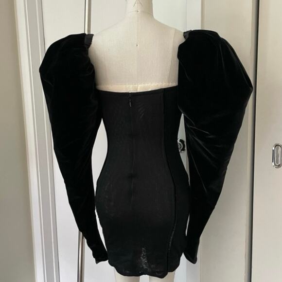 LaQuan Smith Off Shoulder Puff Sleeve Dress Medium - Picture 5 of 7